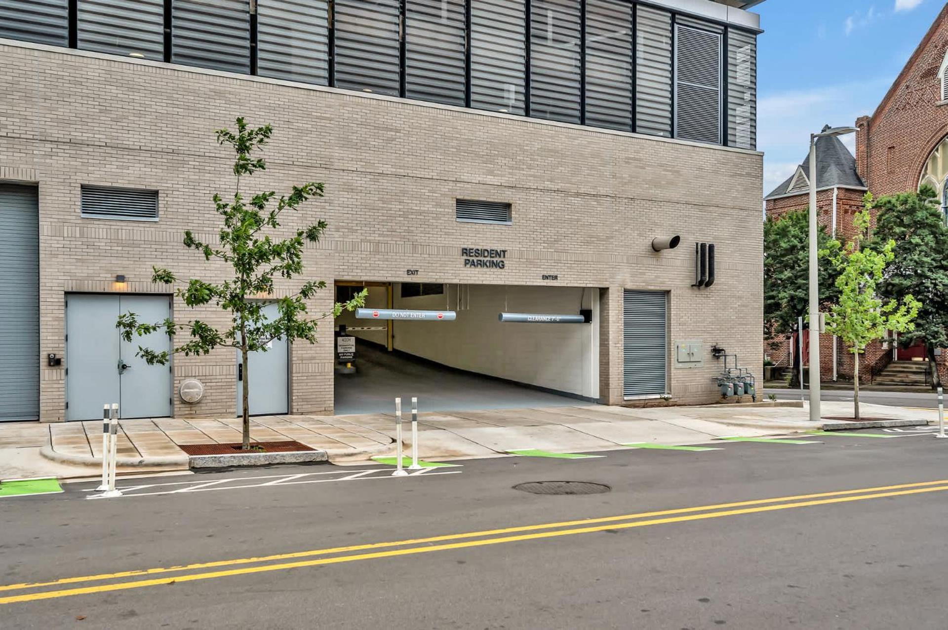 High-Rise Apt Raleigh Free Parking & Sunset View 1 Bagian luar foto