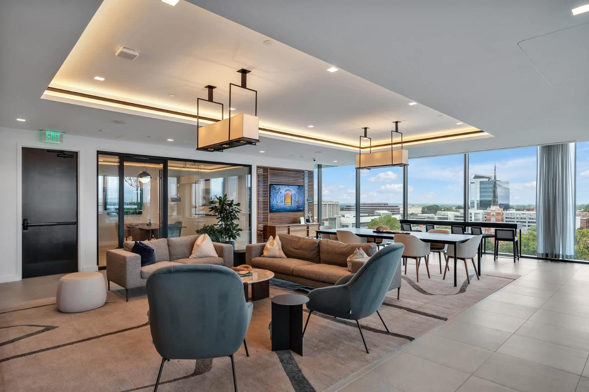 High-Rise Apt Raleigh Free Parking & Sunset View 1 Bagian luar foto