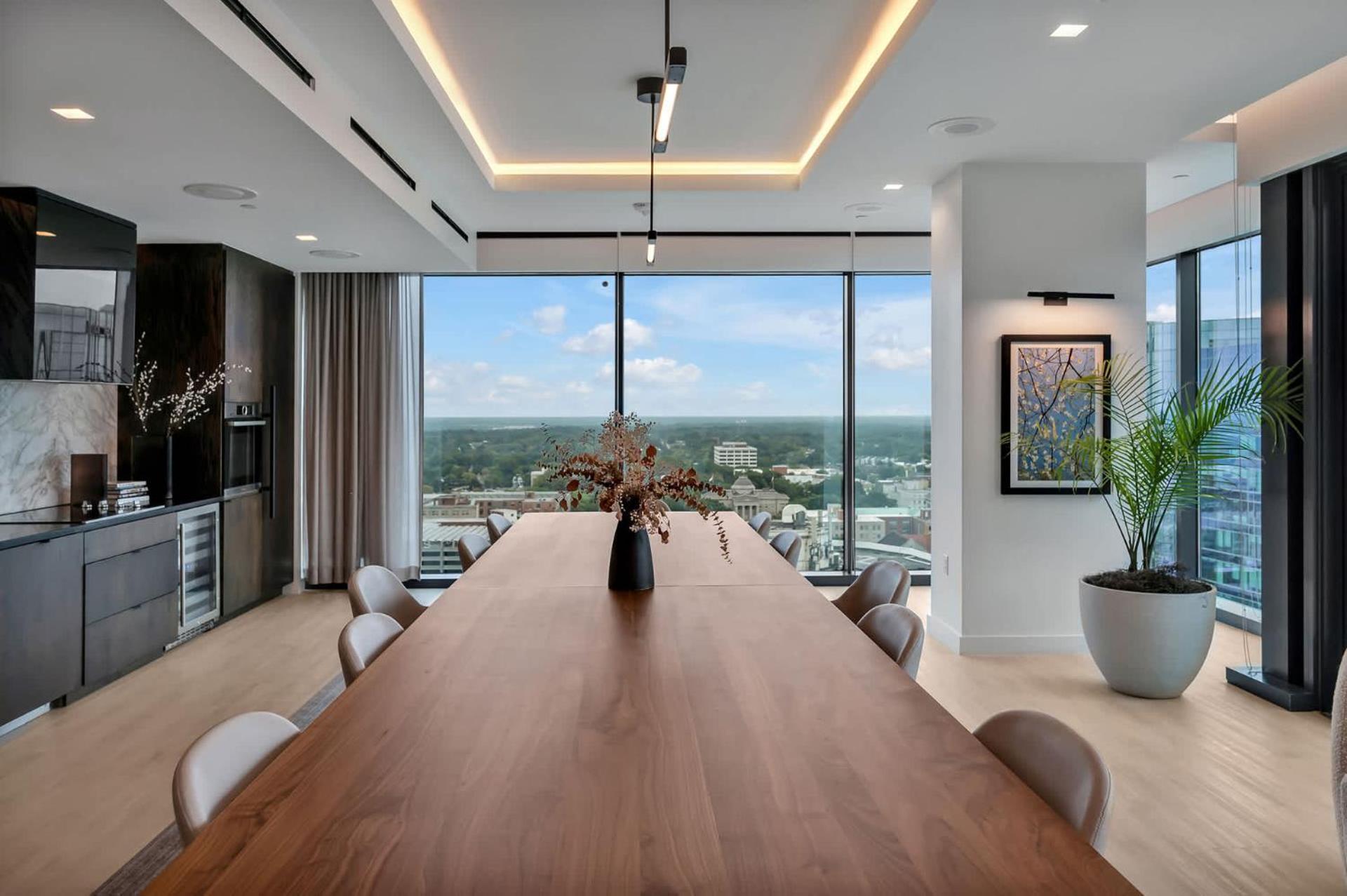 High-Rise Apt Raleigh Free Parking & Sunset View 1 Bagian luar foto