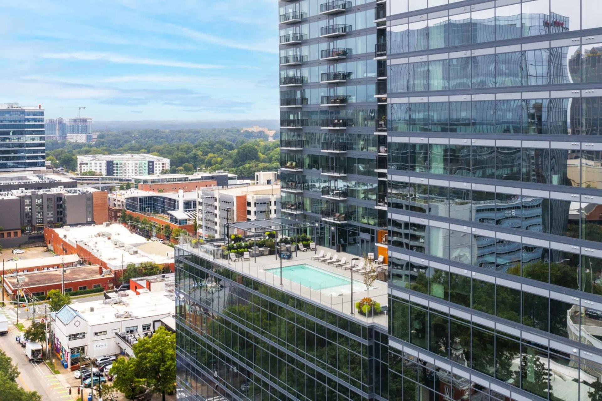 High-Rise Apt Raleigh Free Parking & Sunset View 1 Bagian luar foto