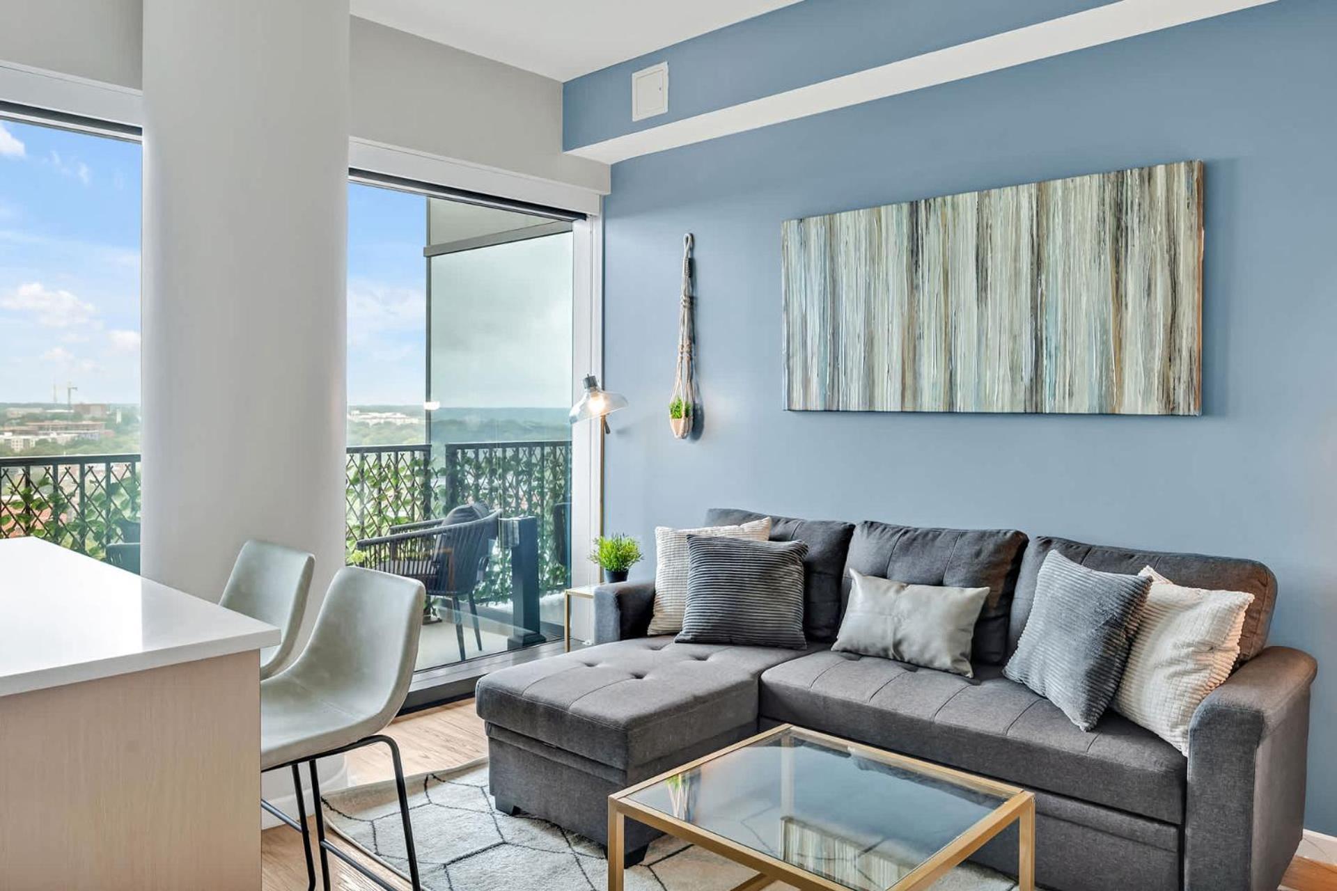 High-Rise Apt Raleigh Free Parking & Sunset View 1 Bagian luar foto